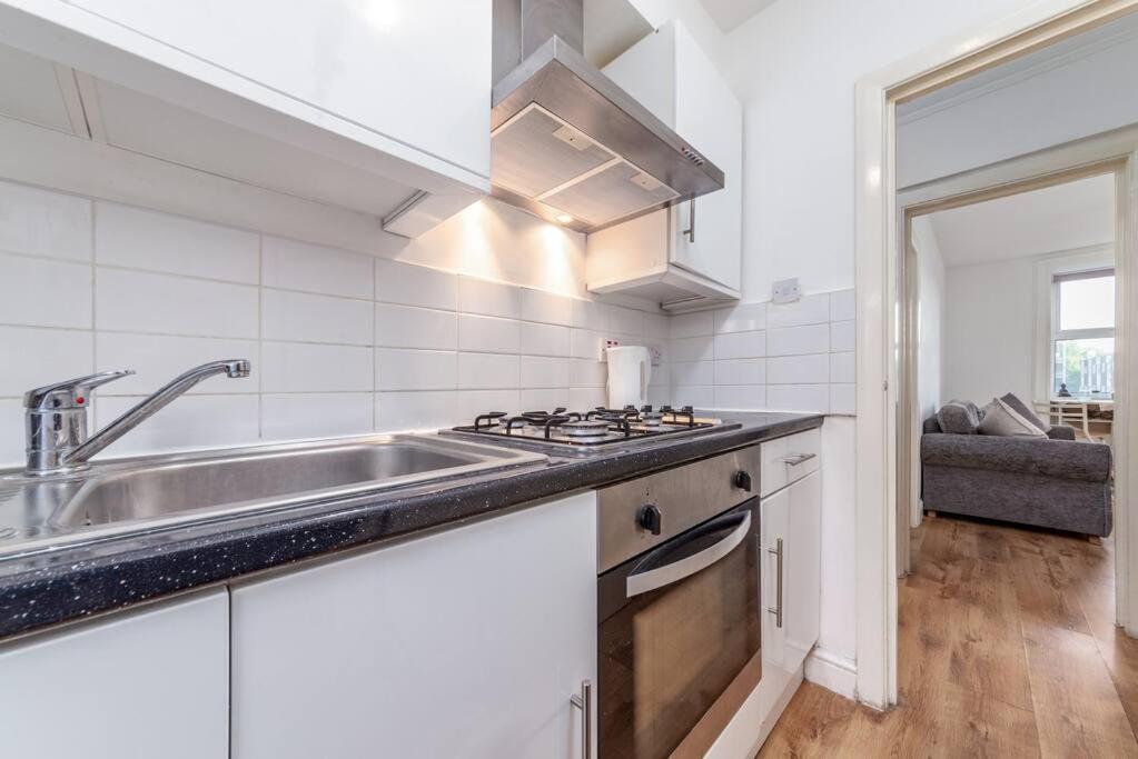 Lejlighed One Bedroom Flat In Central #02 London