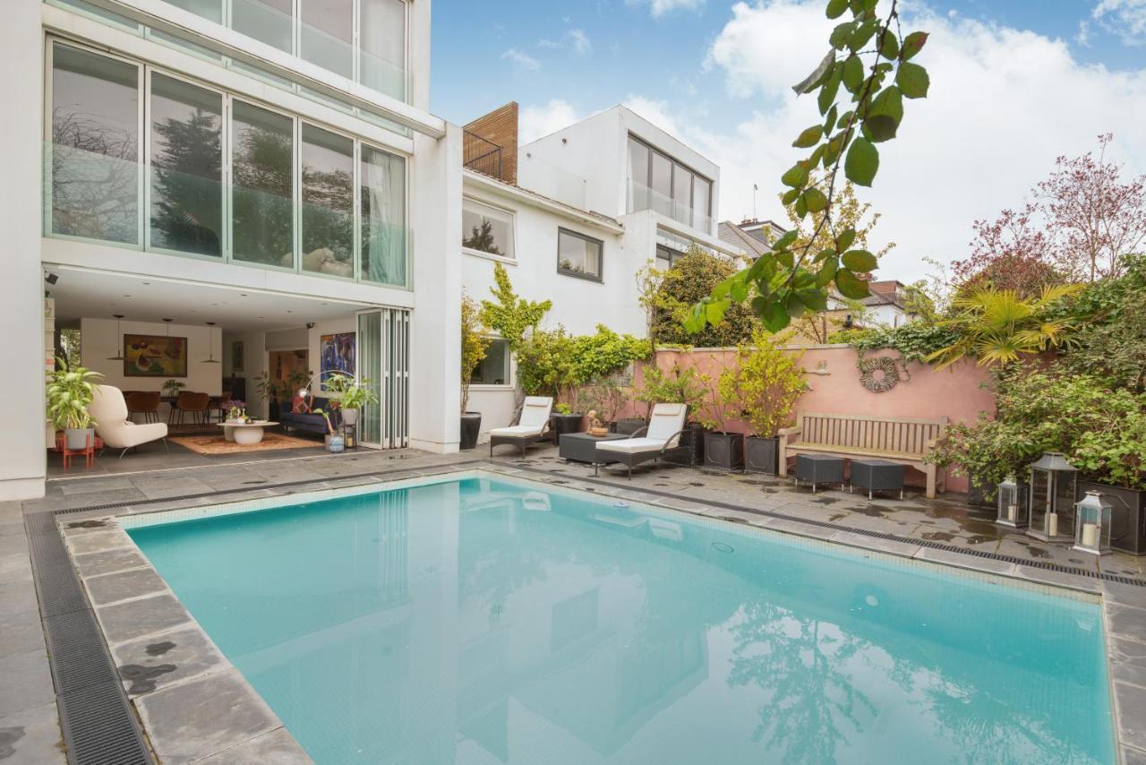 Studio For 3 With A Private Balcony In A Cubic House With Outside Pool Privat bolig *