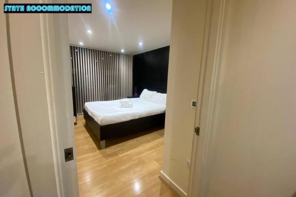 Lejlighed 80s Retro 1bedroom Apart Canary Wharf London