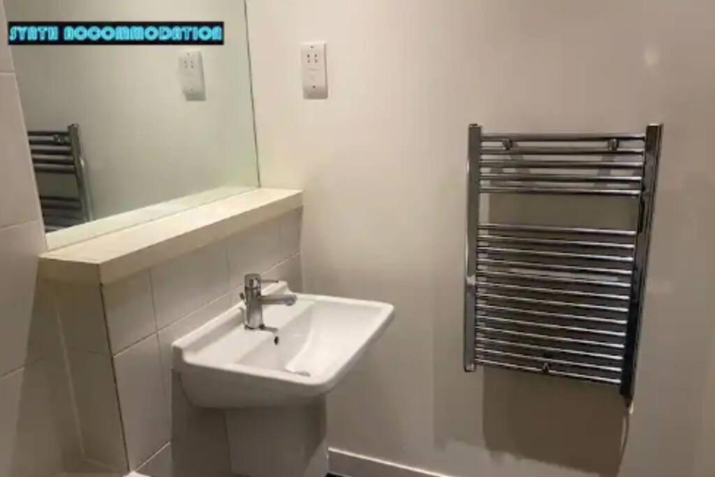 80s Retro 1bedroom Apart Canary Wharf Lejlighed *