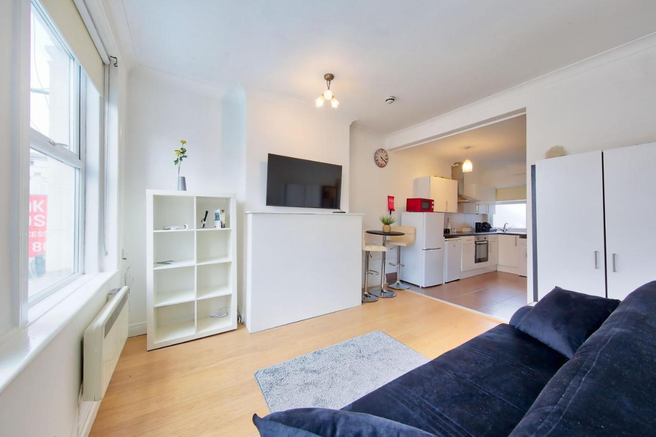 Stunning One Bedroom Studio In Tooting Broadway Leilighet *