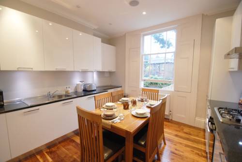 Apartment Albert Bridge