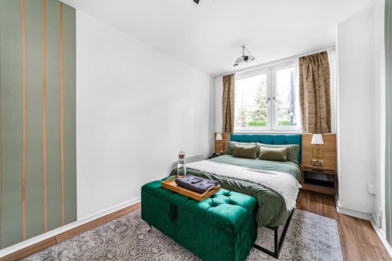 1bed W/ Hot Tub & Garden Appartamento Londra