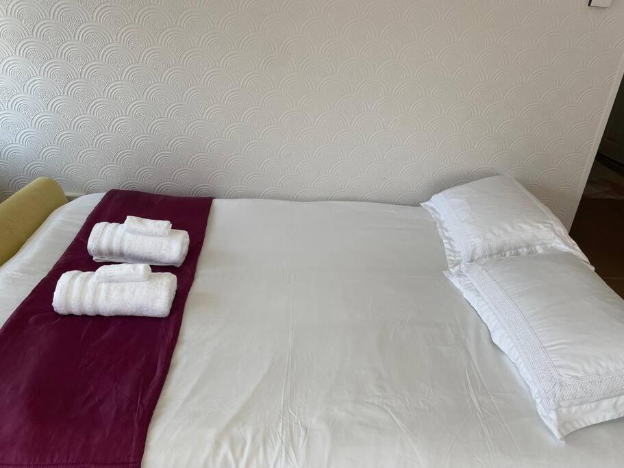Appartement One Double Bedroom In A Shared *