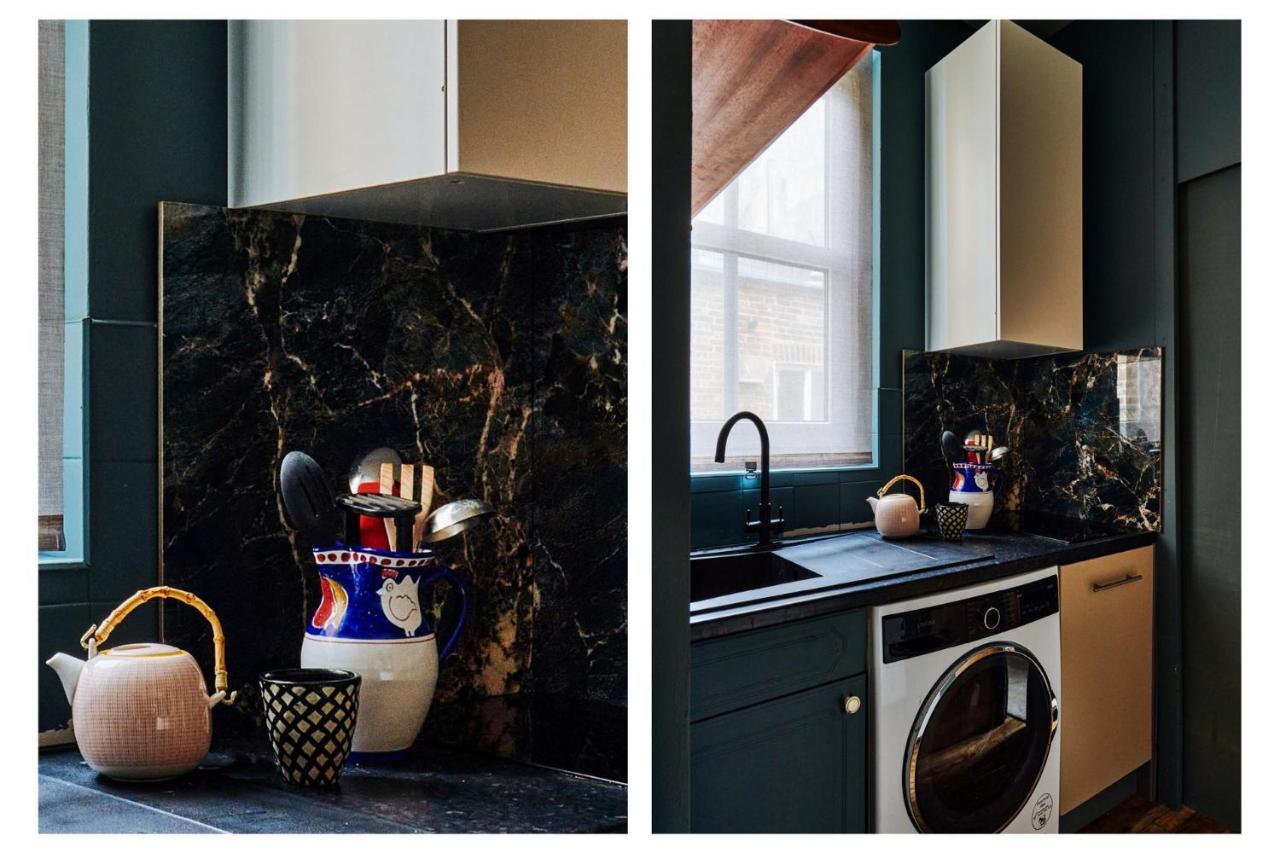 Stylish Portobello Road 2 Bedroom Easy Access Lägenhet London