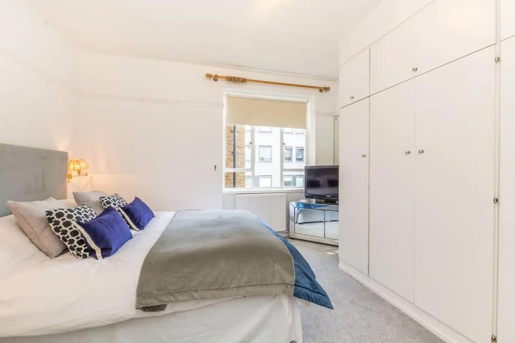 Lägenhet Huge Stunning 2 Bed Marylebone