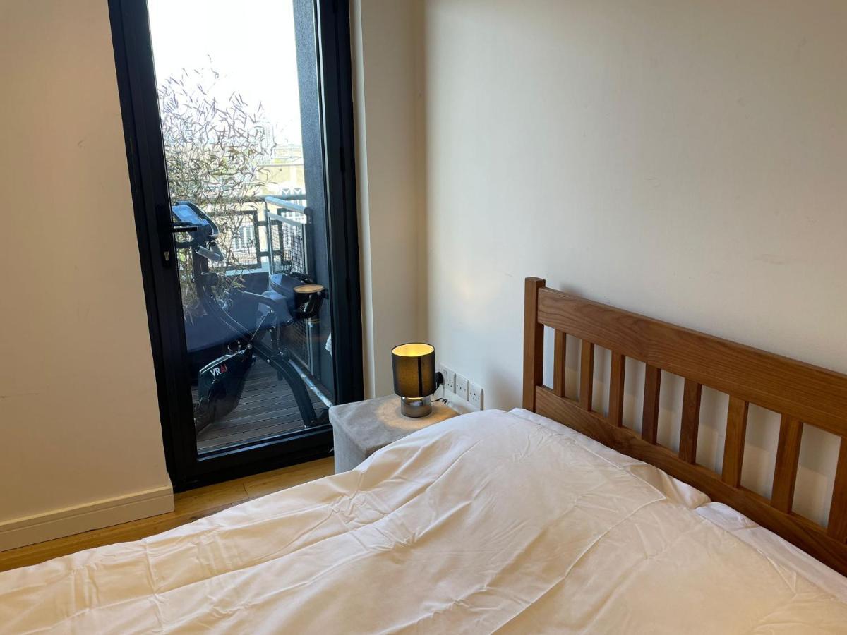 Penthouse In Battersea Amazing Views Of * Londen
