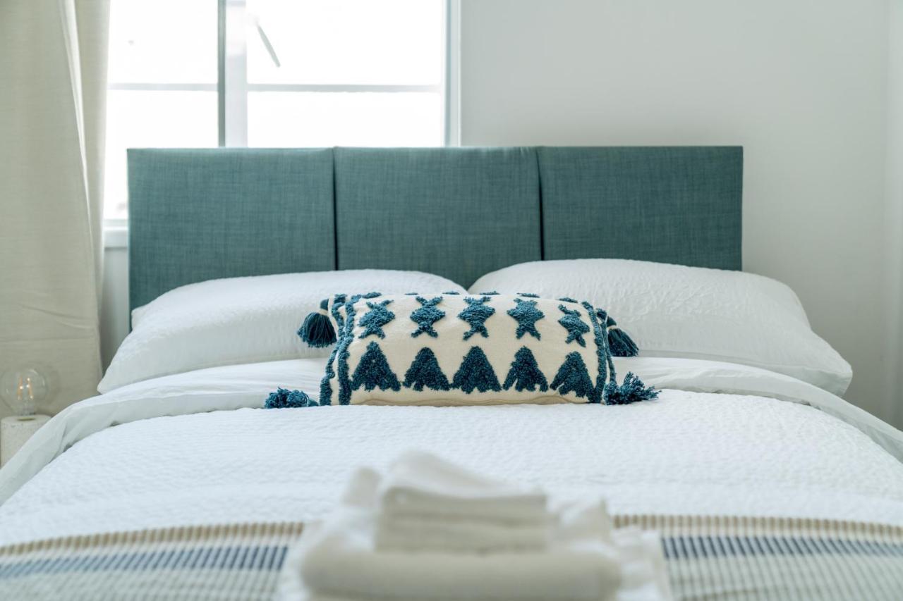 Bright West Hampstead Retreat Apartment