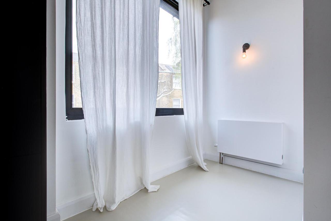 Apartment Stylish 1br Unit, Super Fast Internet, Gated Complex - Near Queen's Park! *