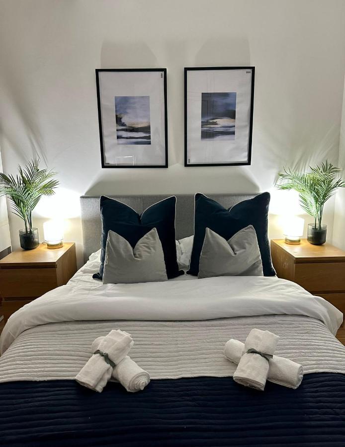 Retreat To A Stylish Ensuite In London