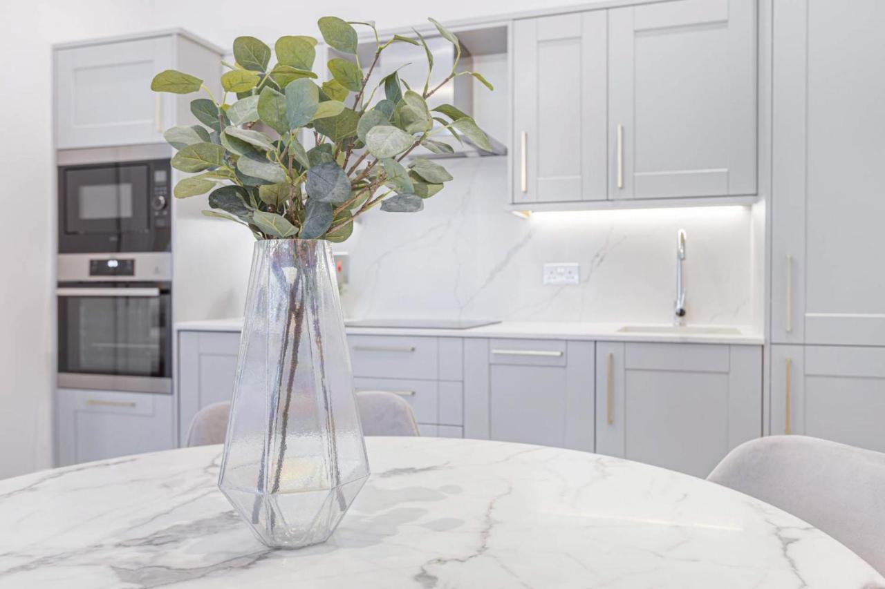 Apartment Royal Kensington - Premium 2 Bed *