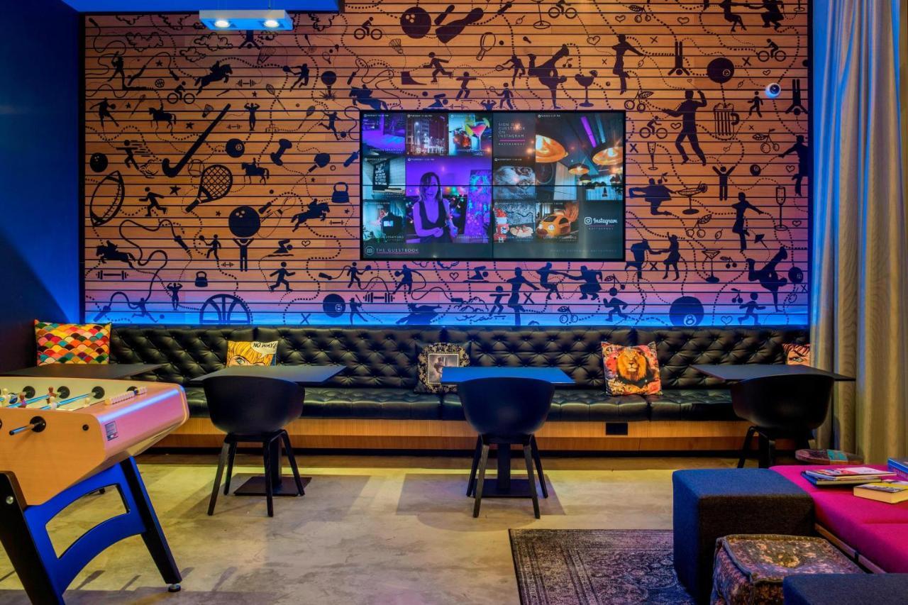 Moxy Stratford