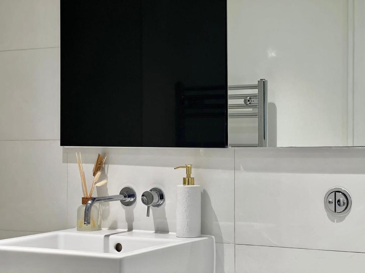 Penthouse In Wembley Apartment London