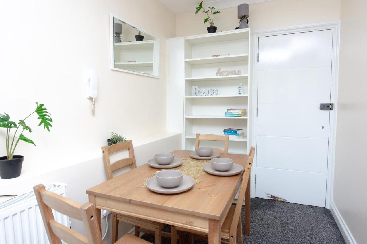 Evergreen Apartments-flat 7, Londra