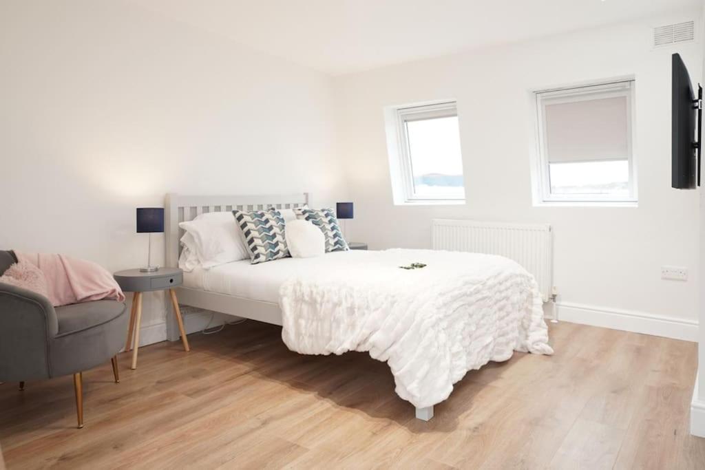 Lägenhet Newly Renovated Modern 4 Bed 3 Bath London