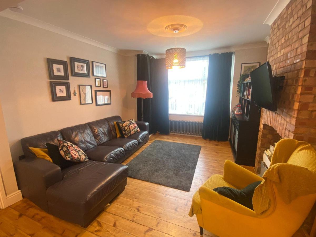 Three Bedroom Family With Garden In Walthamstow * London