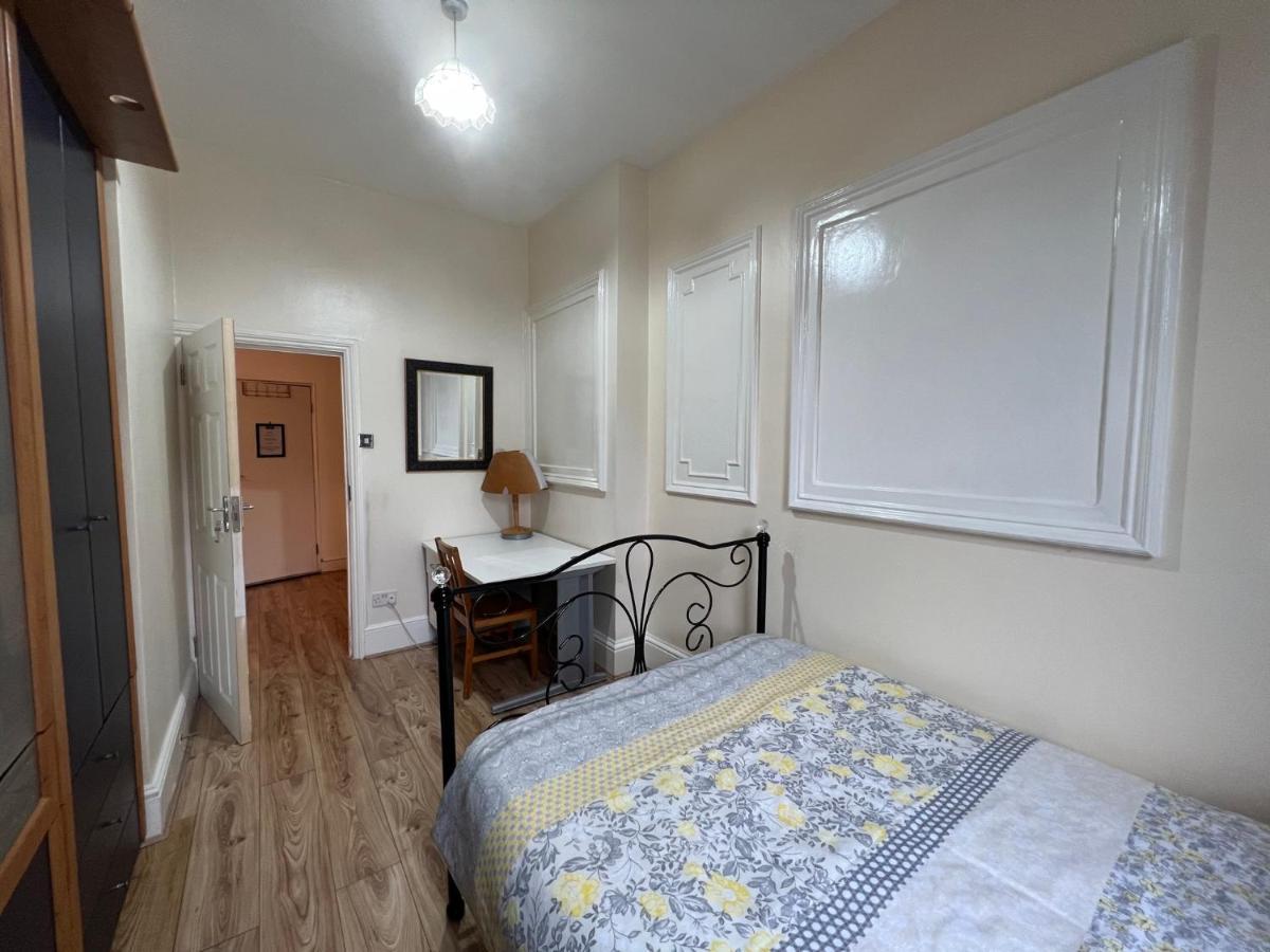 Leilighet Comfy - Finchley Road London