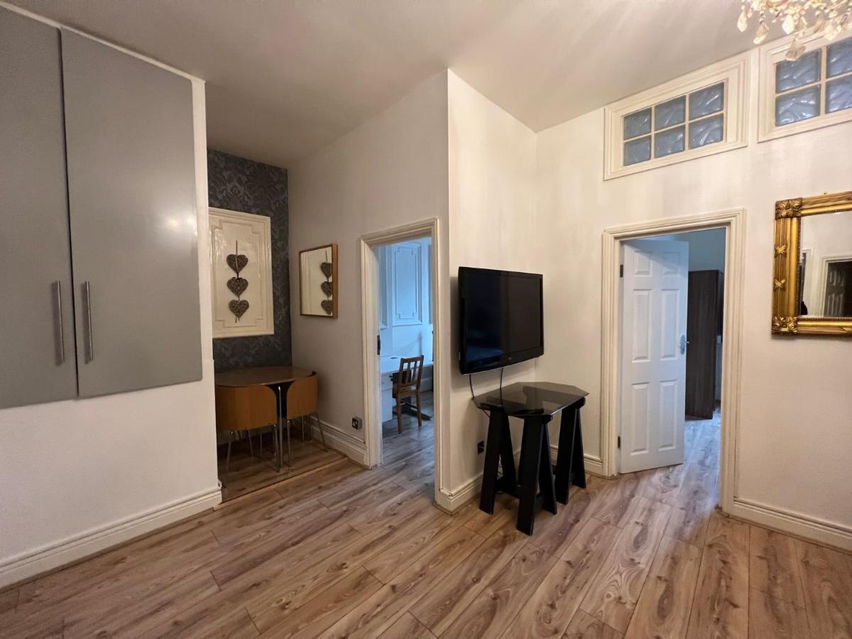 Comfy - Finchley Road Leilighet London