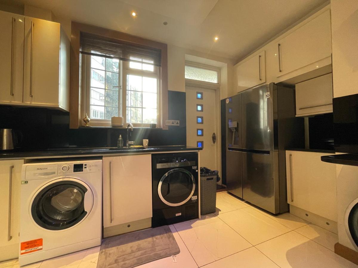 Spacious 3Br Flat With Ac 3 Ensuite Bidets Near Selfridges And Hyde Park Lägenhet London