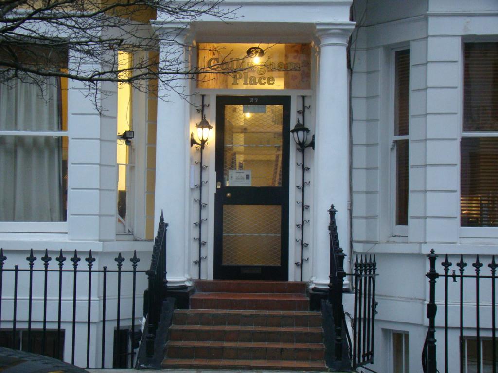 Kensington Rooms And Apartments Hotel