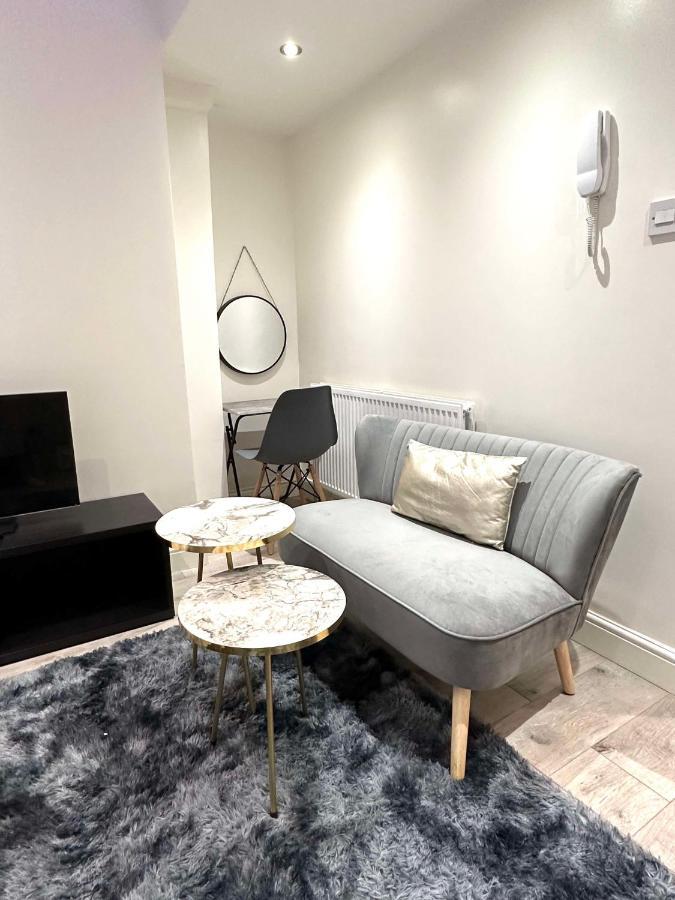 Charm - Stylish In Kensington Londra