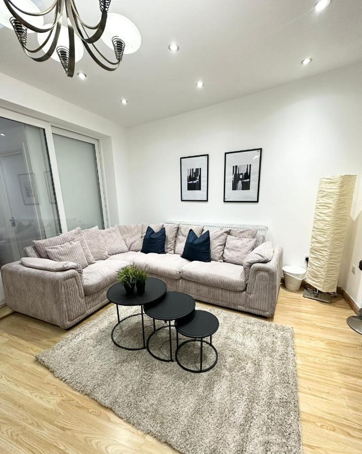 Charm - Stylish In Spacious Ferienhaus