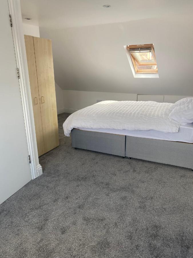 Cosy House In Newham Londra