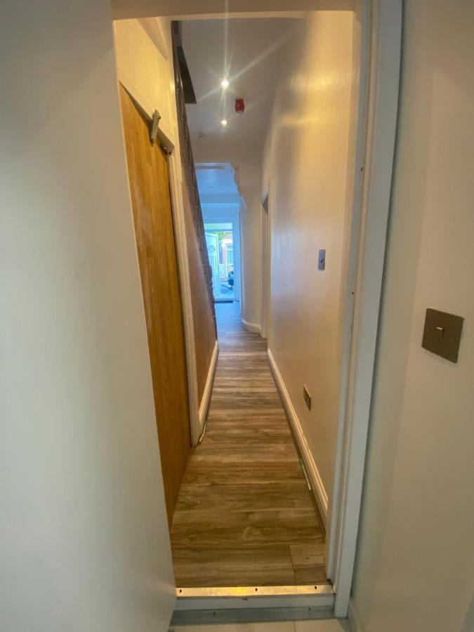 Cosy House In Newham Privat bolig