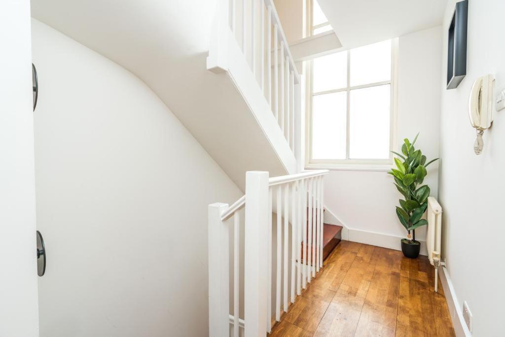 Goldhurst 3 Bedroom Flat