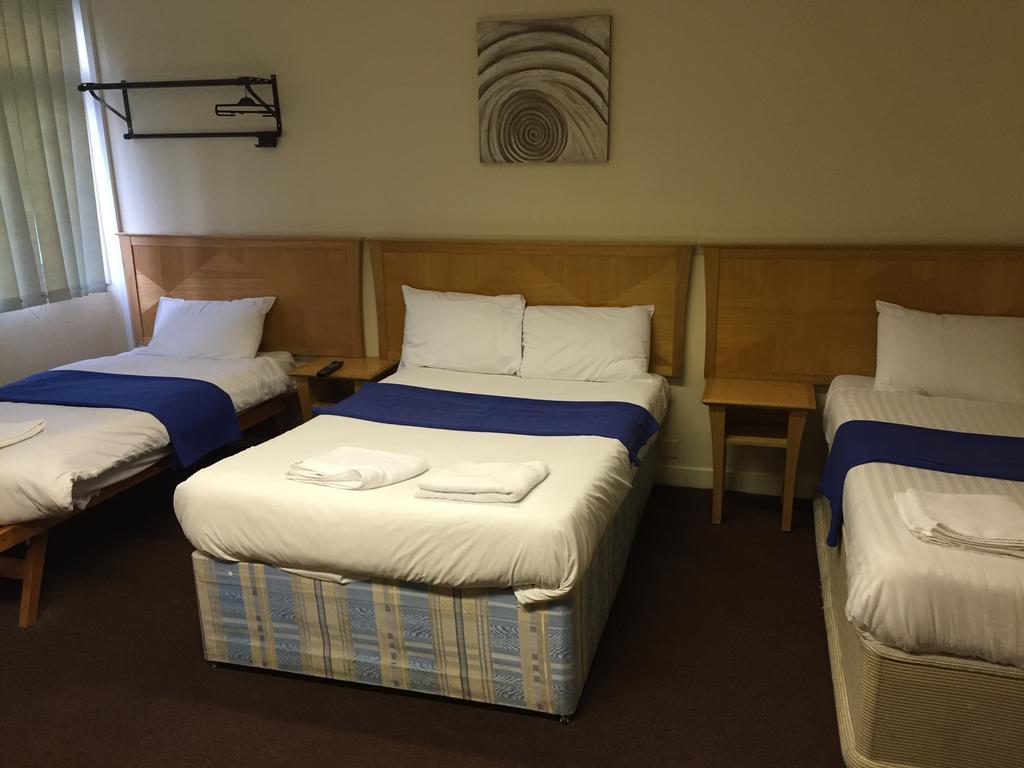 Coronation House Gasthof 2*