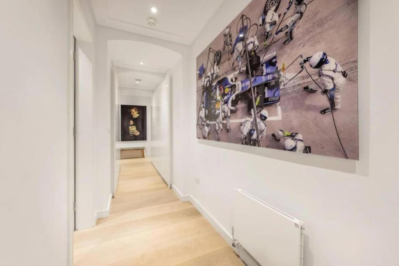 Apartment Posh 3 Bedroom Flat With Terrace And Indoor Fireplace In Mayfair, Near Hyde Park *