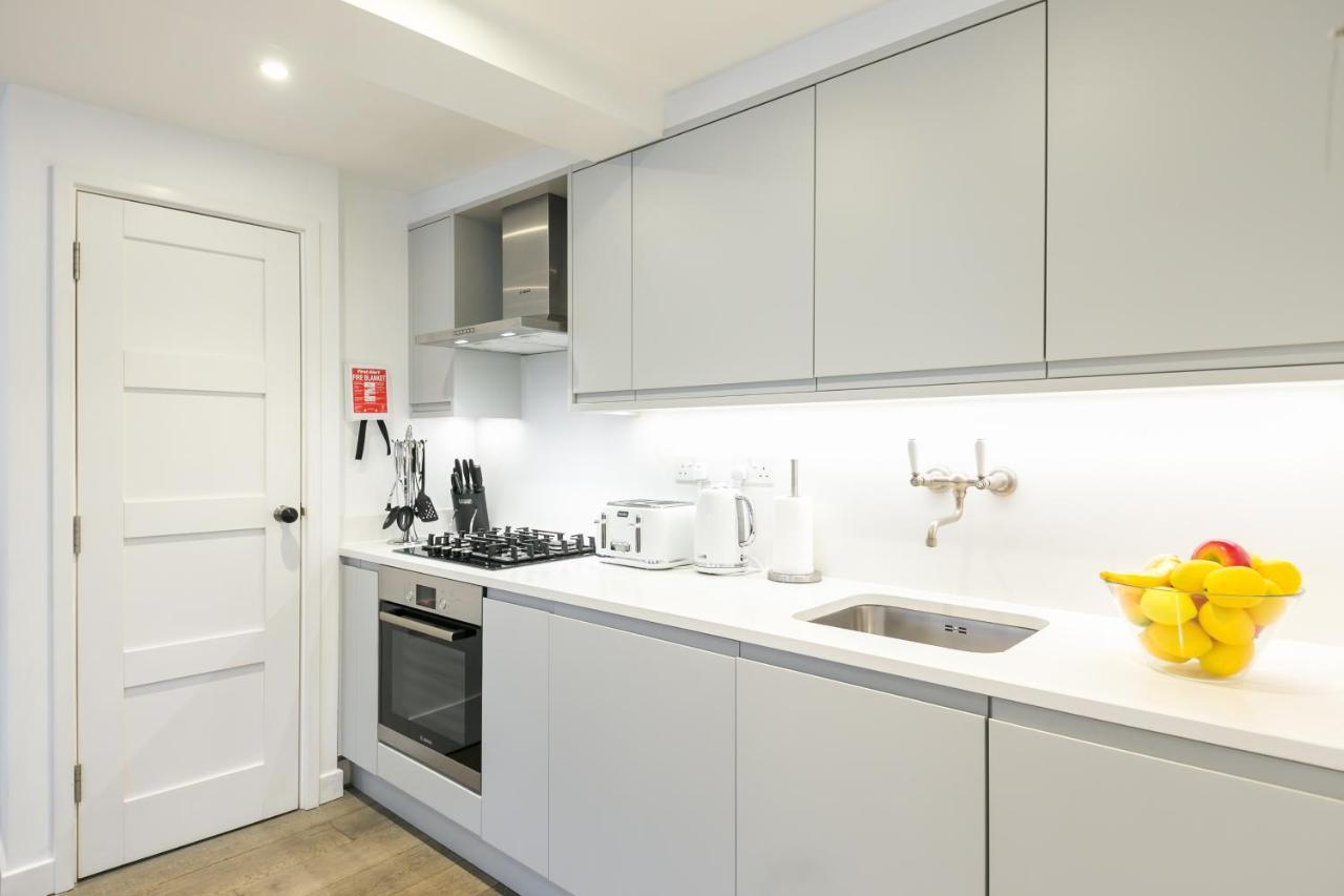 Urban Chic - Rathbone Apartment *
