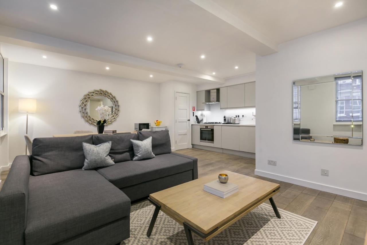 Urban Chic - Rathbone Apartment London