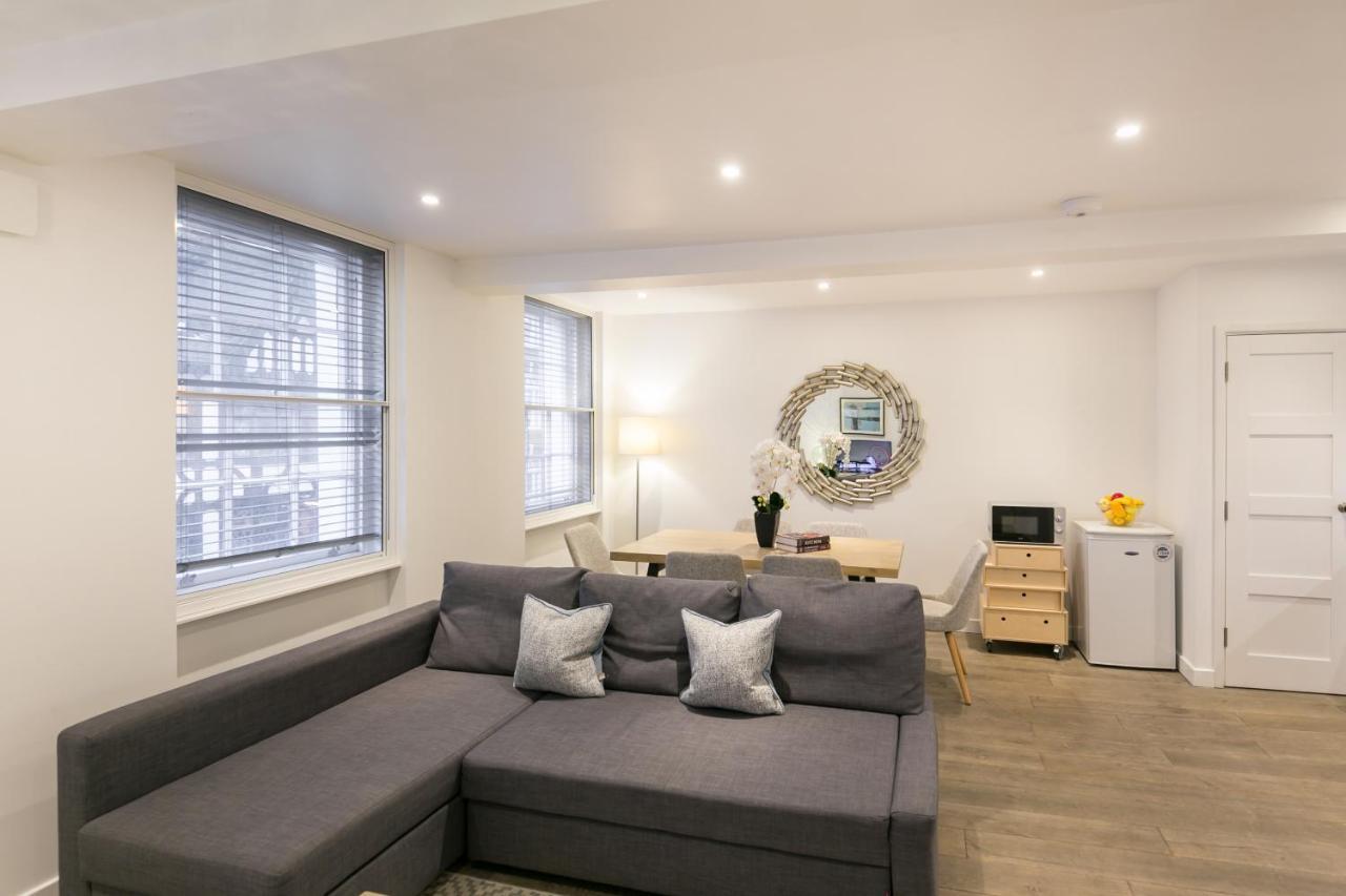 Urban Chic - Rathbone Apartment *