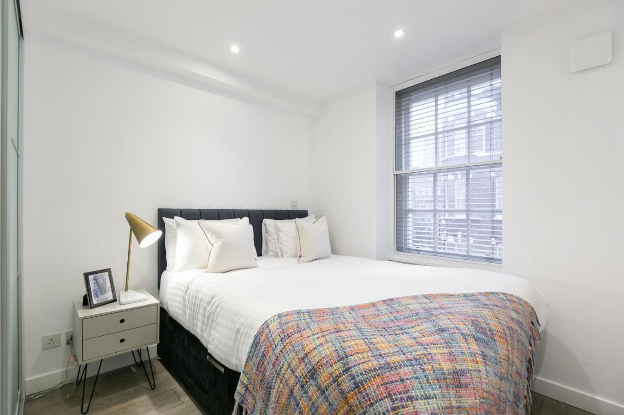 Urban Chic - Rathbone Apartment