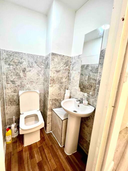 Lejlighed Trendy One Bedroom Flat In