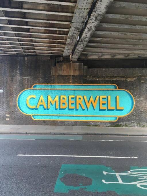 Lejlighed 2 Bedroom Flat In Camberwell - Location With Excellent Connections To Tourist Attractions And Main Airports London