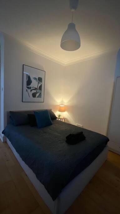 2 Bedroom Flat In Camberwell - Location With Excellent Connections To Tourist Attractions And Main Airports Appartement
