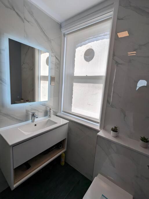 Hello, Fitzrovia! Apartment