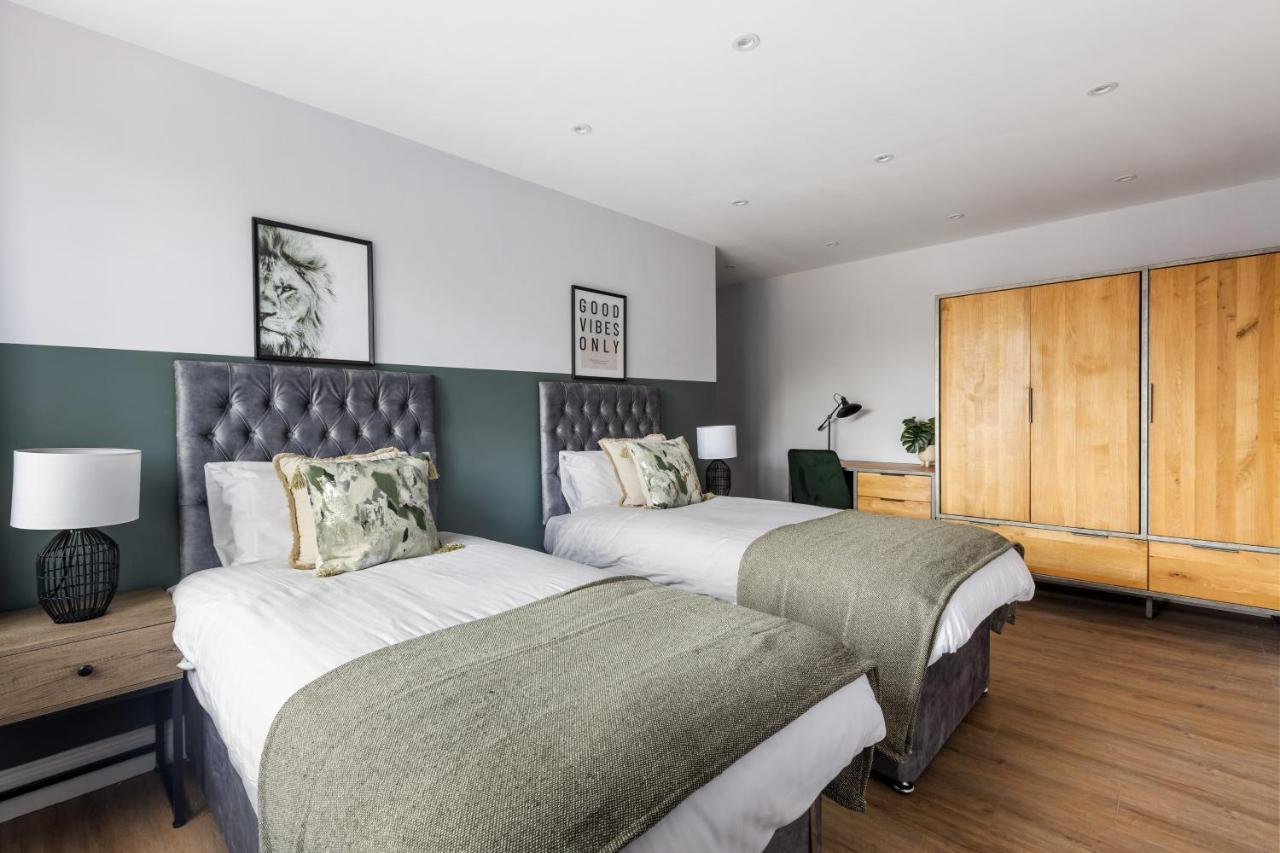 Appartement Stylish & Spacious 3 Bed With Fast Wifi, Close To Tube & Wembly