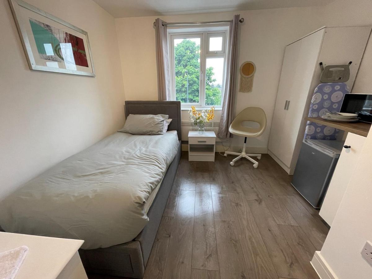 Accommodatie bij particulieren Letzi Private En-suite Near Wembley