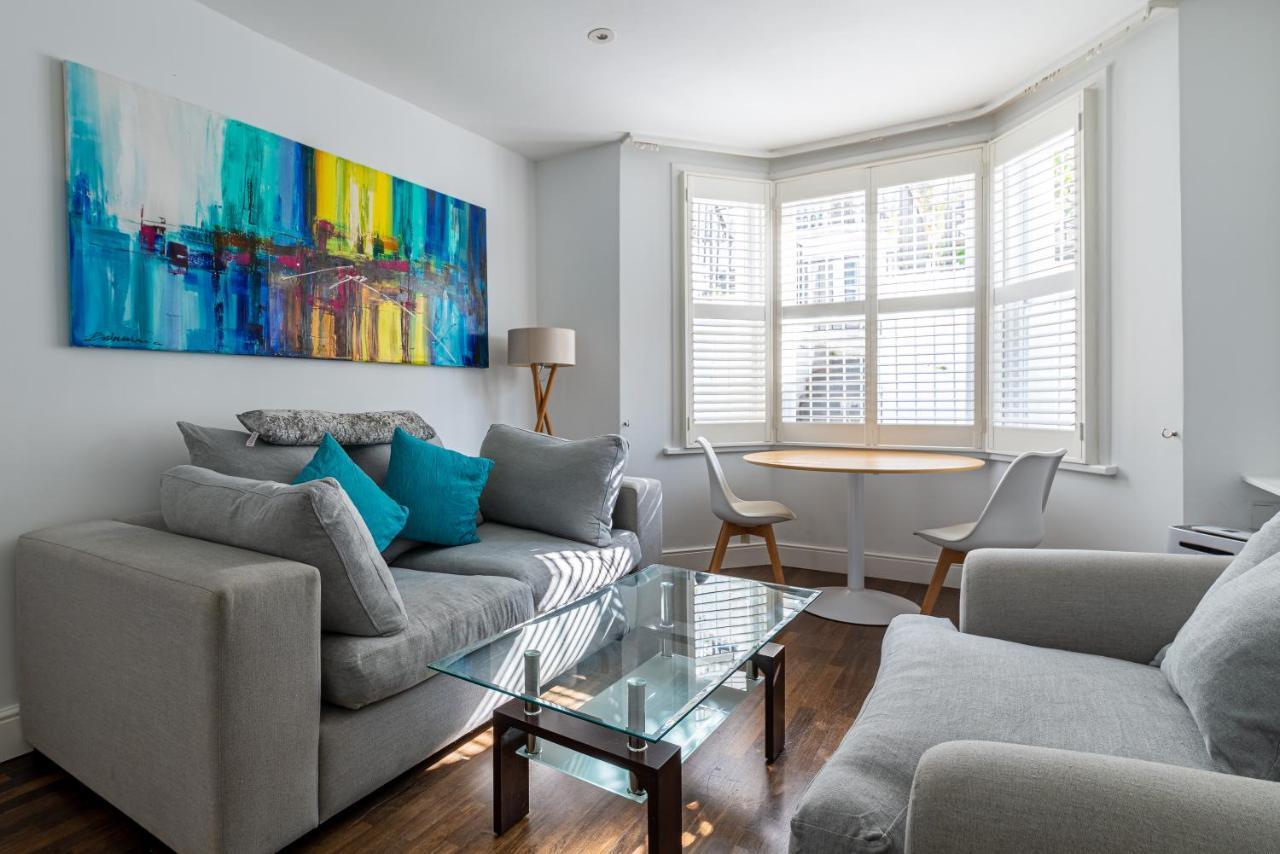 Apartment Specious Bright Flat With Garden In