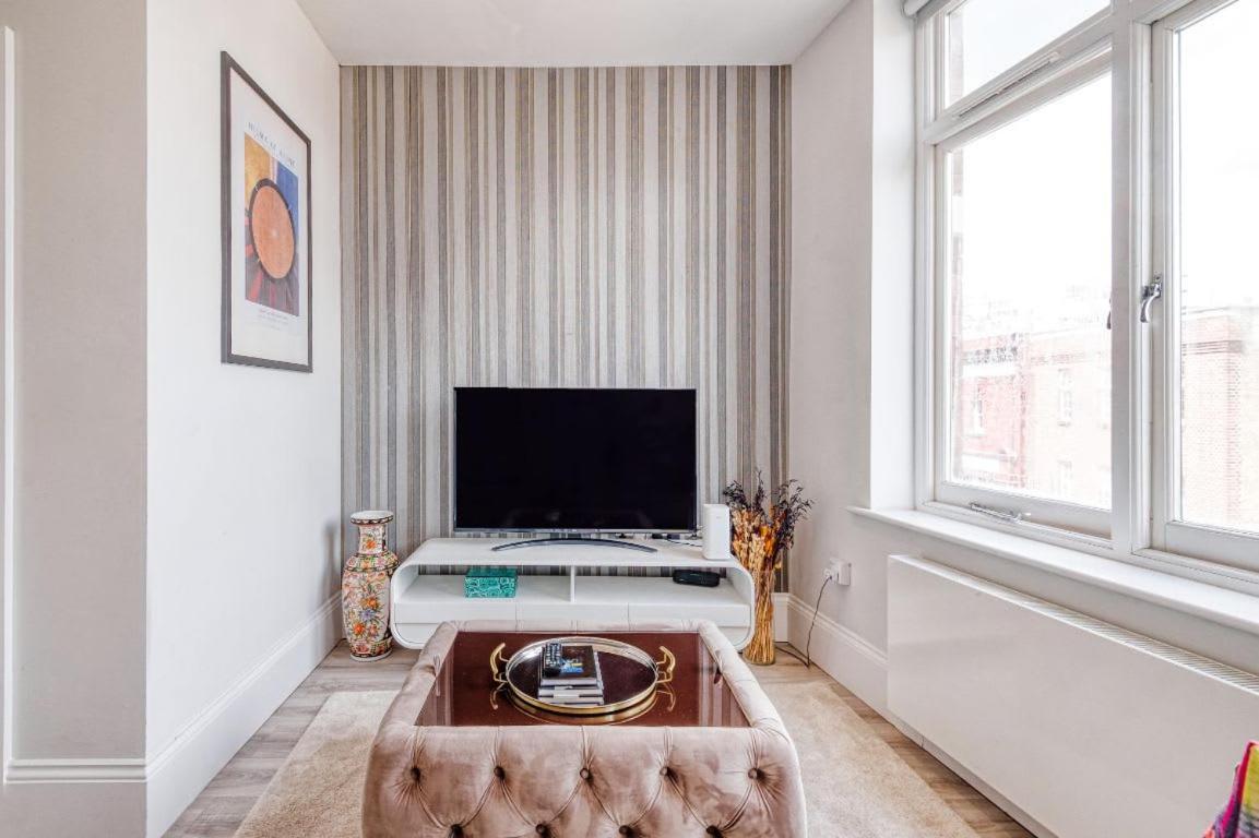 Elegant 1 Bed Apartment- Hampstead Village Londra