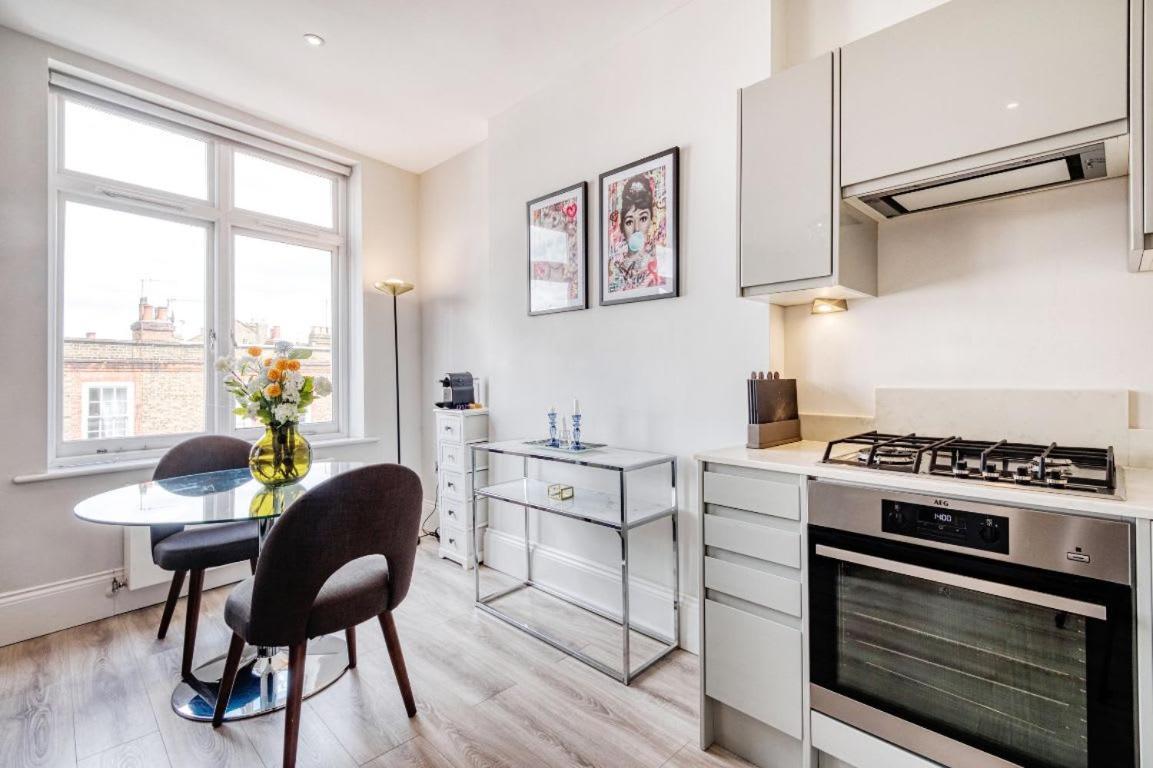 Casa vacanze Elegant 1 Bed Apartment- Hampstead Village