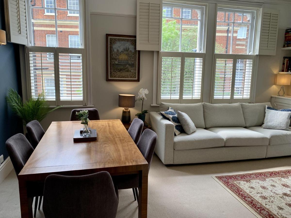 Lovely Newly Refurbished In Battersea Appartement Londen