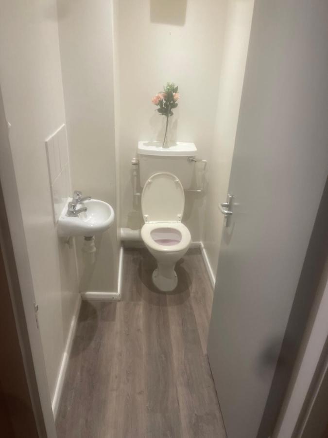 Appartamento 2 Bedroom In Stoke Newington *