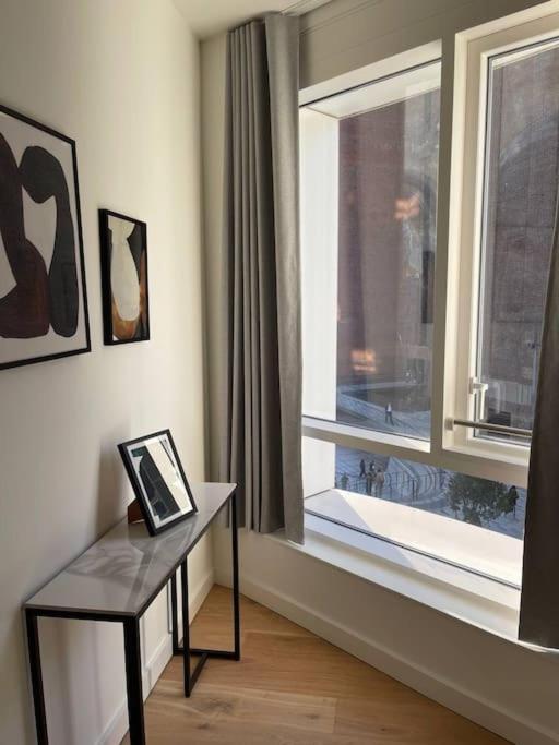 Luxury With Ac By The River * London