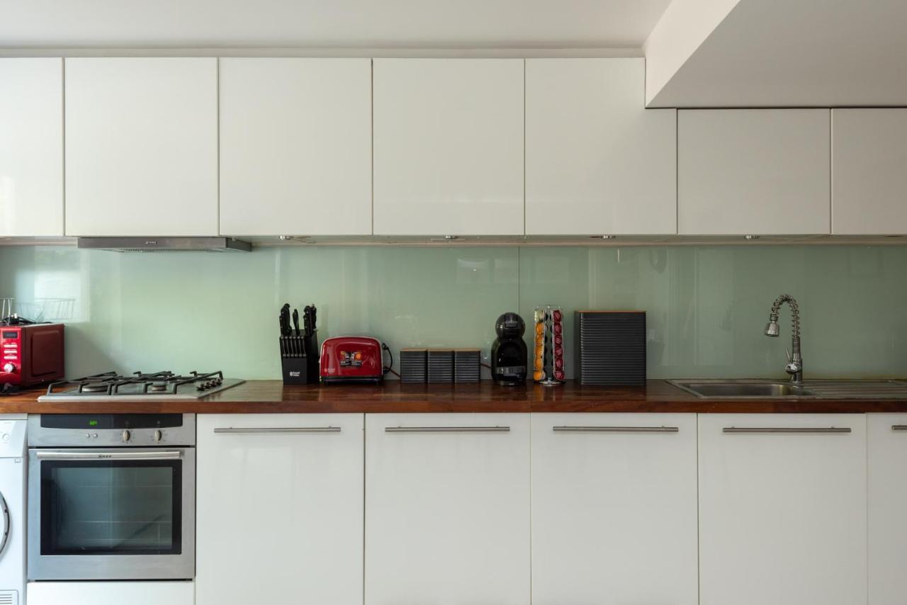 Spacious 2 Bedroom In Camden Londra