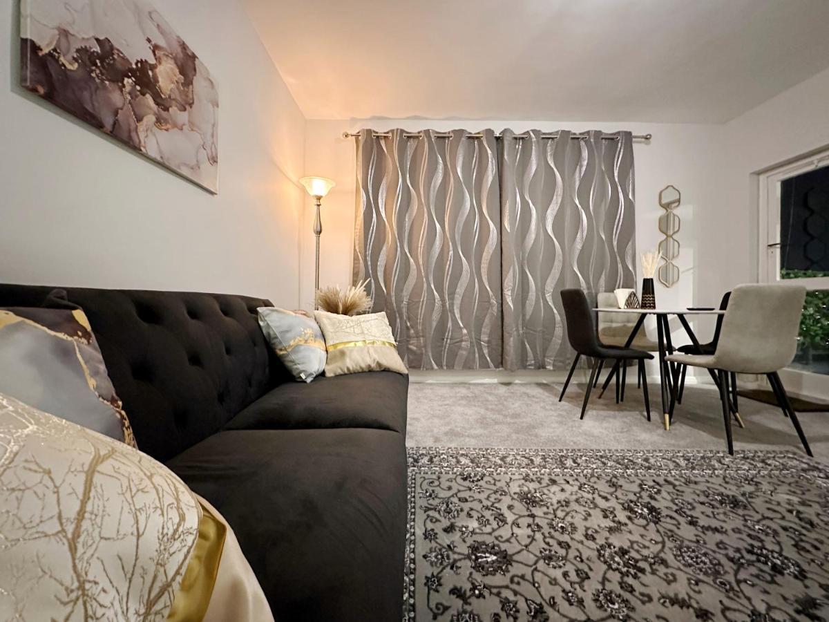 Appartement Zoey Place Near Thames River - 2 Double Beds, 1 Single Bed, Spacious, Ideal For Families *