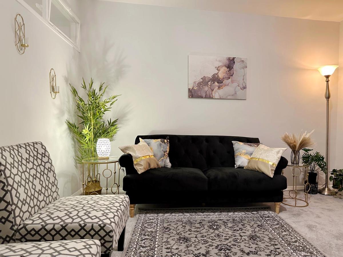 Zoey Place Near Thames River - 2 Double Beds, 1 Single Bed, Spacious, Ideal For Families Appartement *
